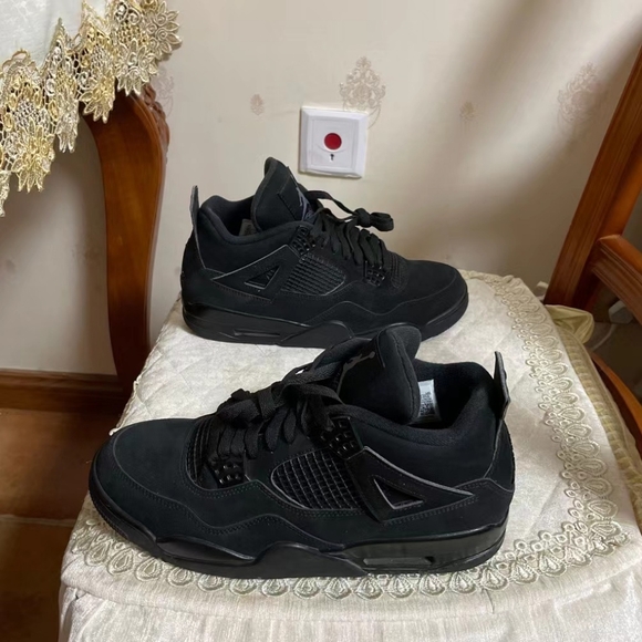 Jordan Other - Air Jordan 4  basketball shoes retro Black Cat